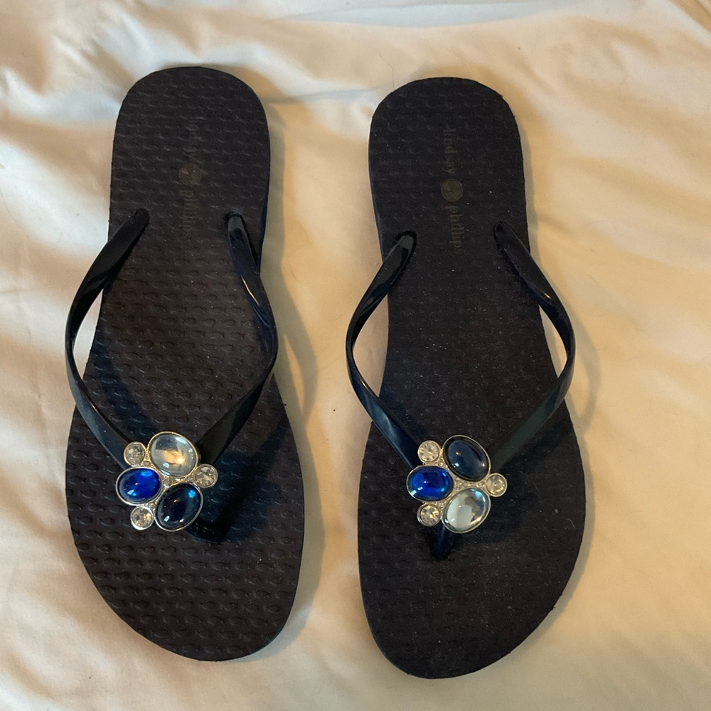 Lindsay Phillips Navy Flip Flop in size 8